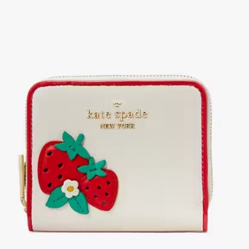 NWOT rare / special edition Kate Spade strawberry wallet